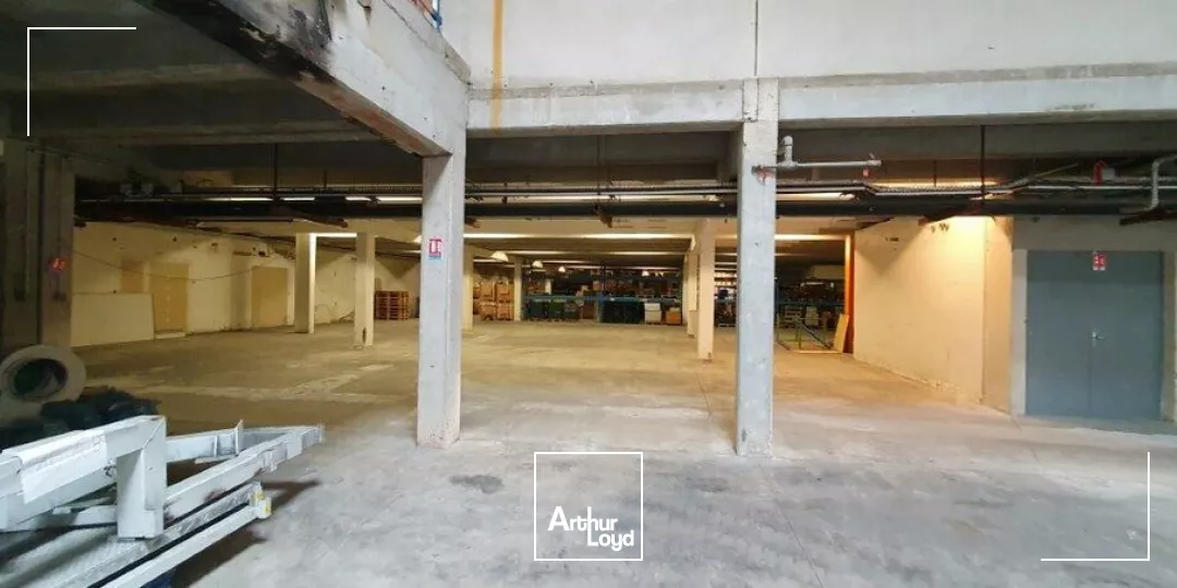 GENLIS - LOCAL D'ACTIVITES - A LOUER