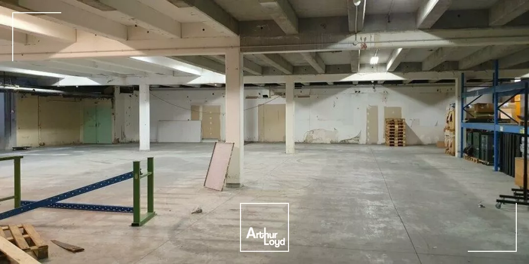 GENLIS - LOCAL D'ACTIVITES - A LOUER