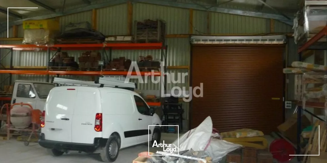 CONTRES - VENTE LOCAL D'ACTIVITE DE 700 M² - ZONE ARTISANALE