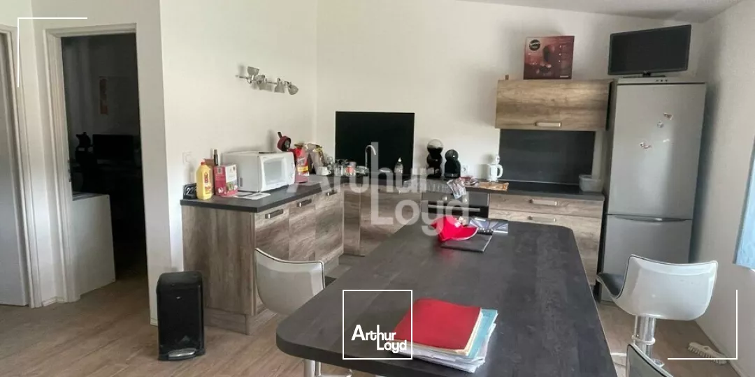 CONTRES - VENTE LOCAL D'ACTIVITE DE 700 M² - ZONE ARTISANALE