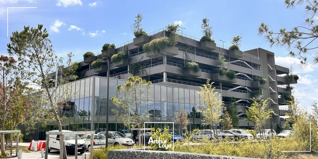 Plateaux de bureaux neufs et divisibles disponibles à la location à Mérignac au sein de l'opération du 45ème parallèle au pied de l'aéroport de Bordeaux-Mérignac