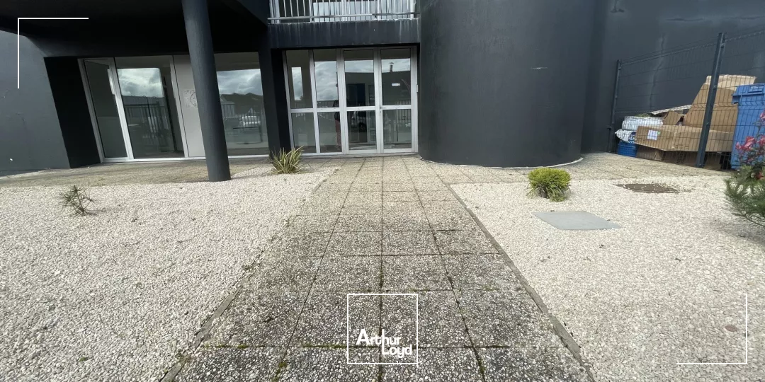 Bureaux en Zac de Ther !