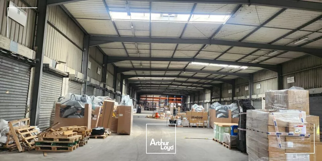 PLATEFORME DE MESSAGERIE - ZI LONGVIC