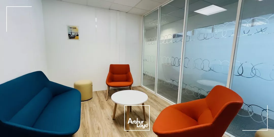 A VENDRE BUREAUX 330 M2 TRIGNAC PROCHE GARE ST NAZAIRE