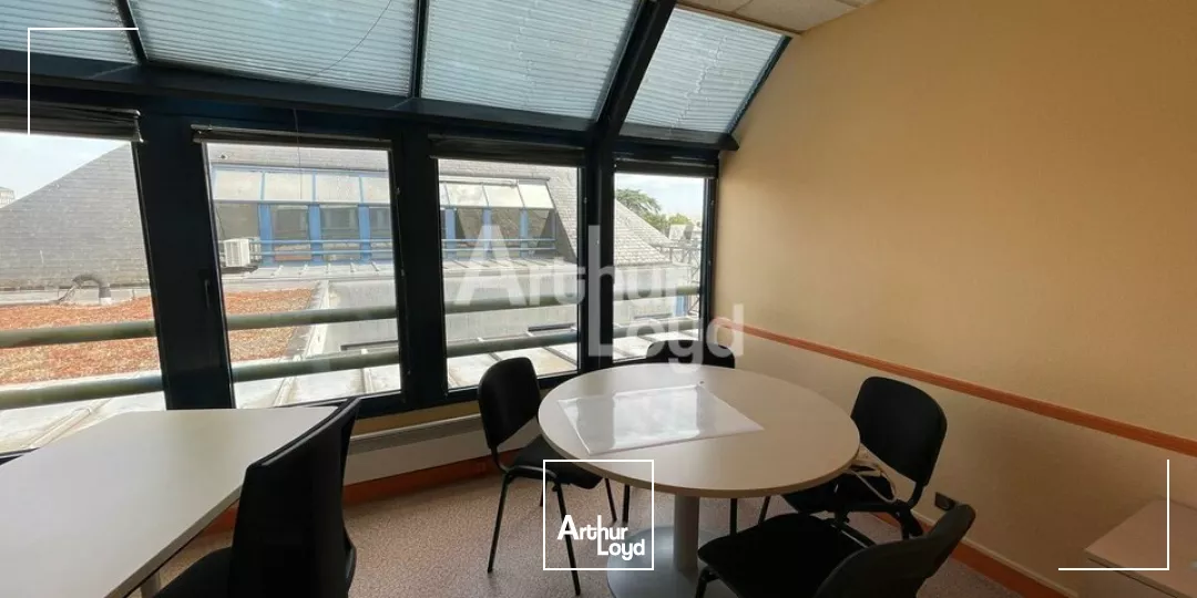 BLOIS - LOCATION BUREAUX DE 85 M² - QUARTIER ADMINISTRATIF