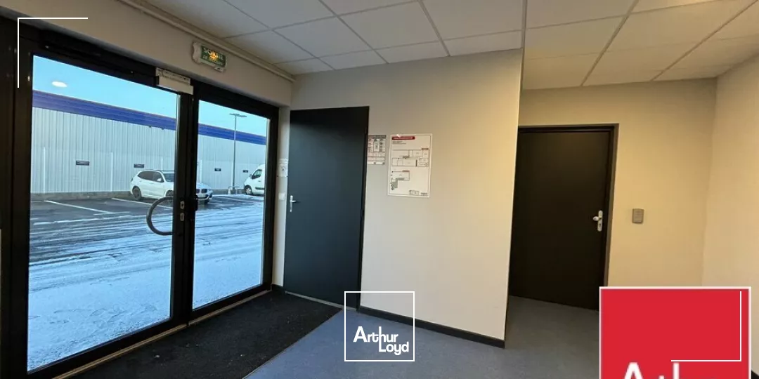 BUREAUX à LOUER de 216 m²