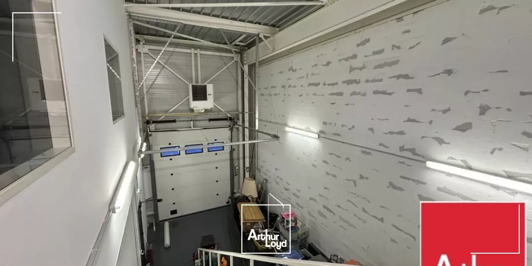 BUREAUX à LOUER de 216 m²