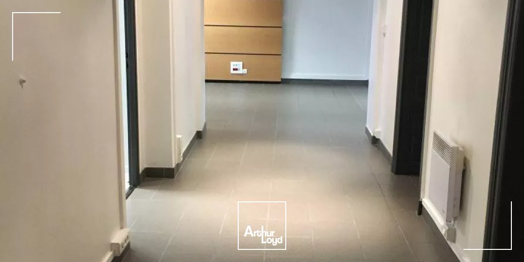 BUREAUX à LOUER de 108 m²