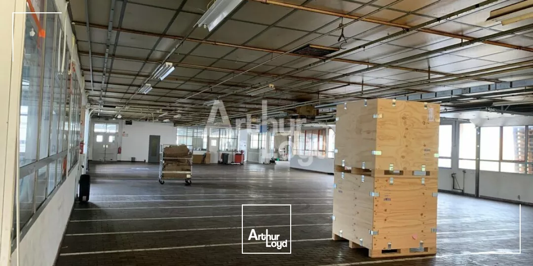 Local d'activite à louer à Saint pierre en faucigny