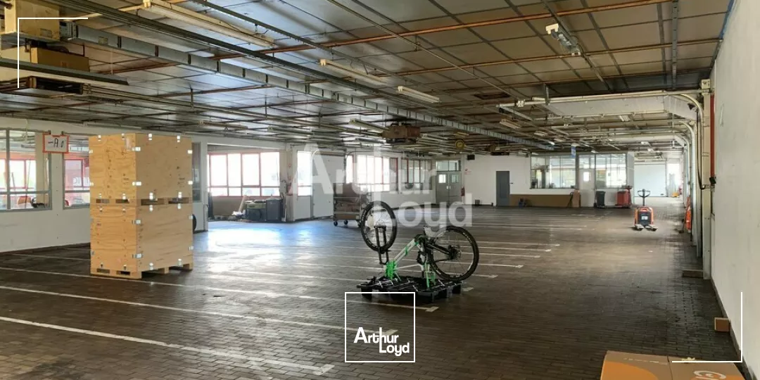 Local d'activite à louer à Saint pierre en faucigny