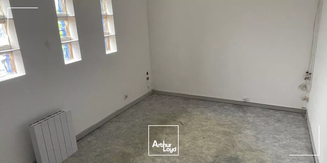 Locaux d'activité à louer à COURCELLES SUR SEINE 27940