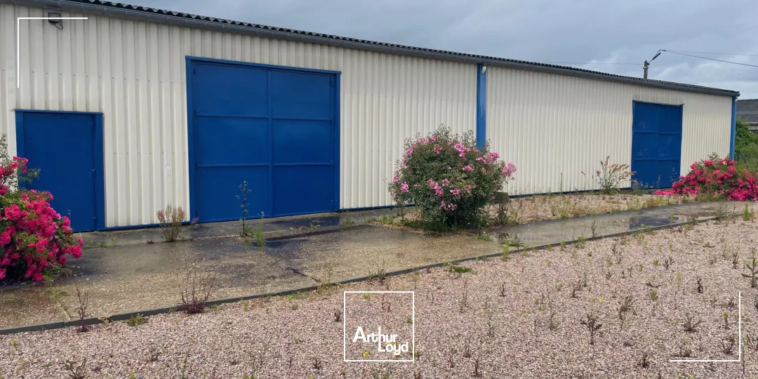 Locaux d'activité à louer à COURCELLES SUR SEINE 27940