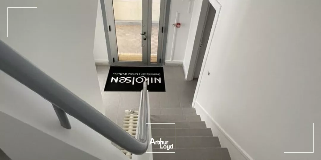 LE HAVRE CENTRE-VILLE  À LOUER  330 m² divisibles à partir de 110 m²