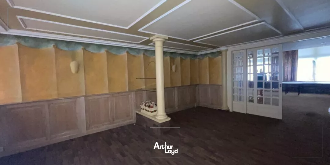 ENSEMBLE IMMOBILIER À VENDRE EN HYPER CENTRE VILLE D'EPERNAY