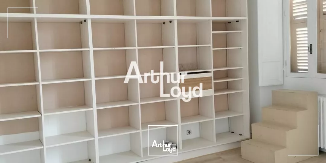 EXCEPTIONNEL AU CUR DU CARRE D'OR DE NICE BUREAU A LOUER DE 115M² DANS IMMEUBLE BOURGOIS