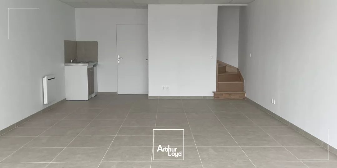 A LOUER BEAUVAIS - 100 À 300 M2 DE BUREAUX REFAITS À NEUFS