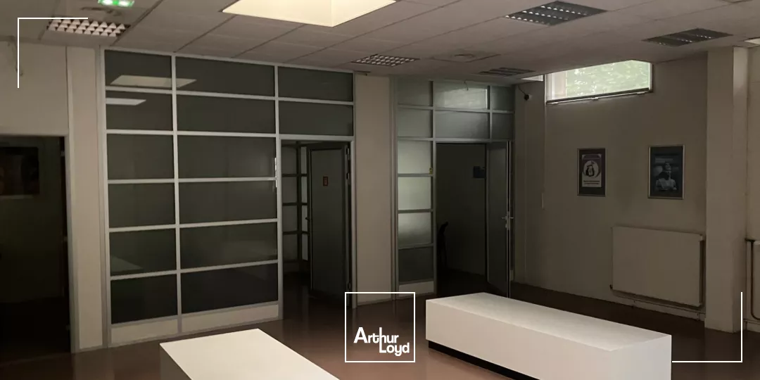 Bureaux à vendre à GARGES LES GONESSE 95140