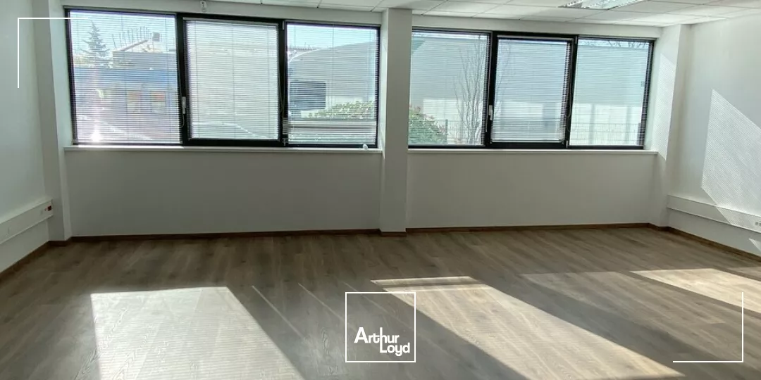 BUREAUX à LOUER de 180 m²