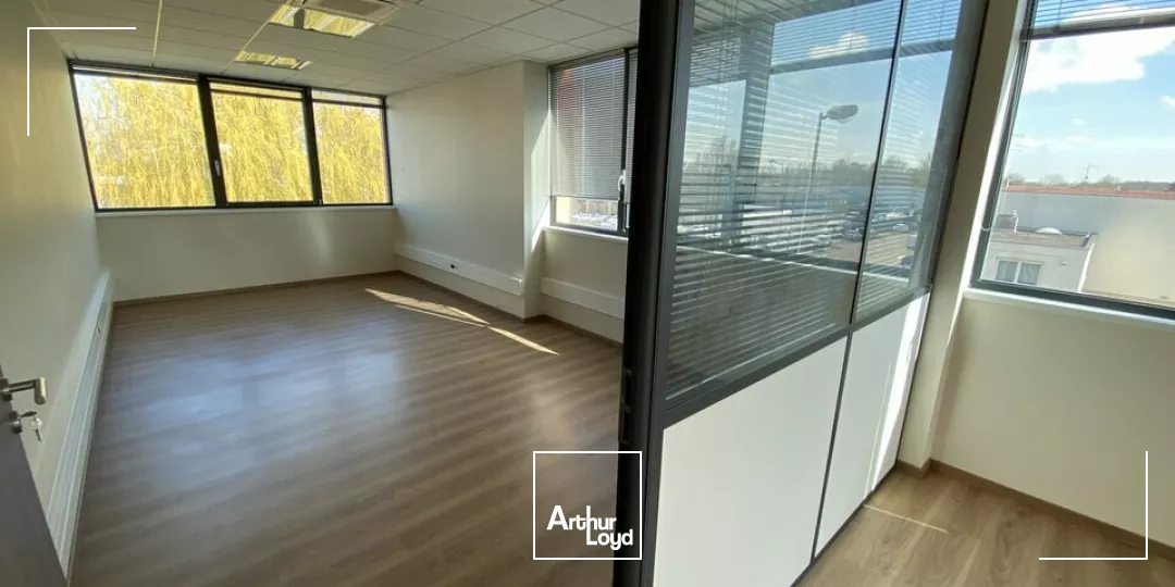 BUREAUX à LOUER de 180 m²