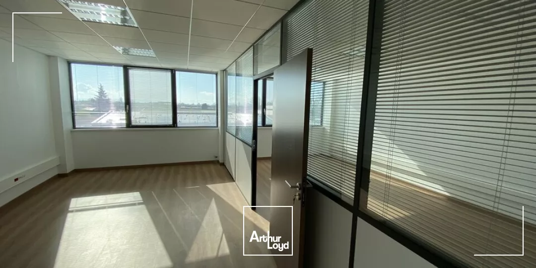 BUREAUX à LOUER de 180 m²