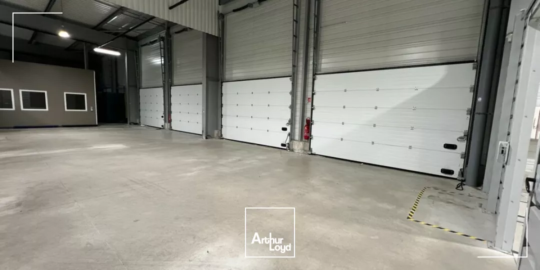 Bâtiment industriel ou logistique urbaine à SOYAUX