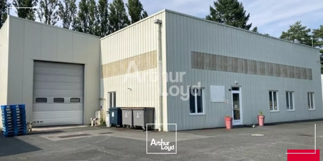 CHATEAUROUX - ZI La MARTINERIE - A LOUER - SITE D'ACTIVITE et LOGISTIQUE de 730 m² - 1962