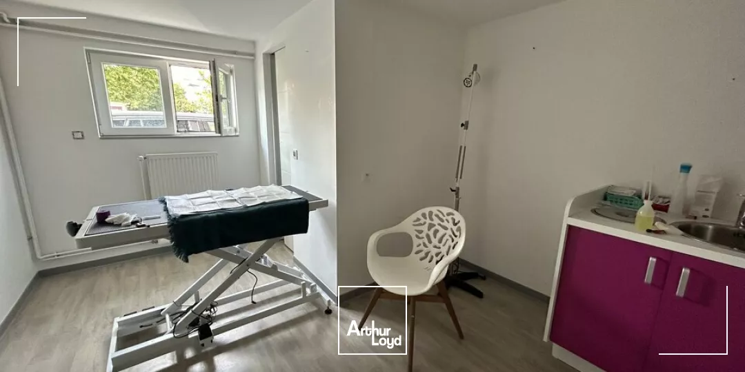 BUREAUX à LOUER de 448.35 m²