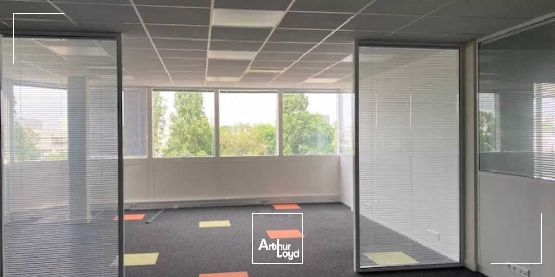 Bureaux à vendre à VELIZY VILLACOUBLAY 78140