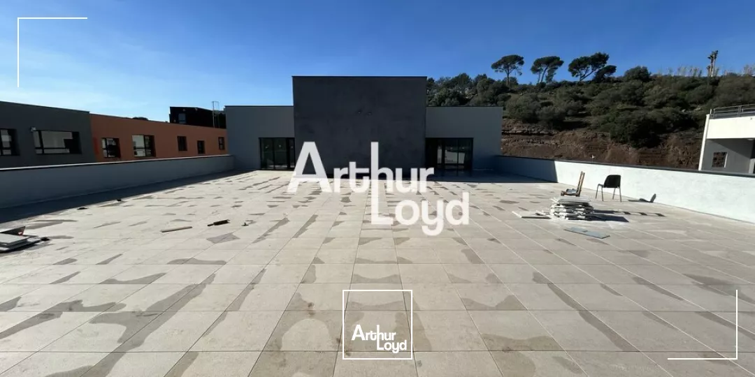 Bureaux de standing avec terrasses à louer - Emplacement idéal Fréjus
