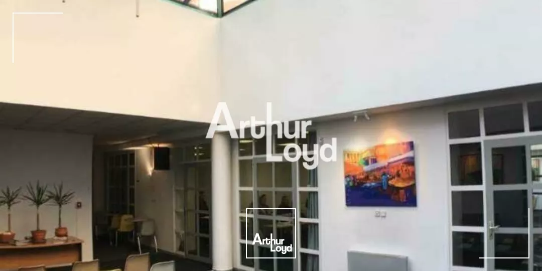 LOCAL PROFESSIONNEL A VENDRE - 437M² - NICE AVEC ACCES PMR ET ERP