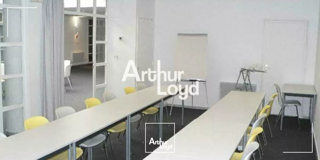 LOCAL PROFESSIONNEL A VENDRE - 437M² - NICE AVEC ACCES PMR ET ERP