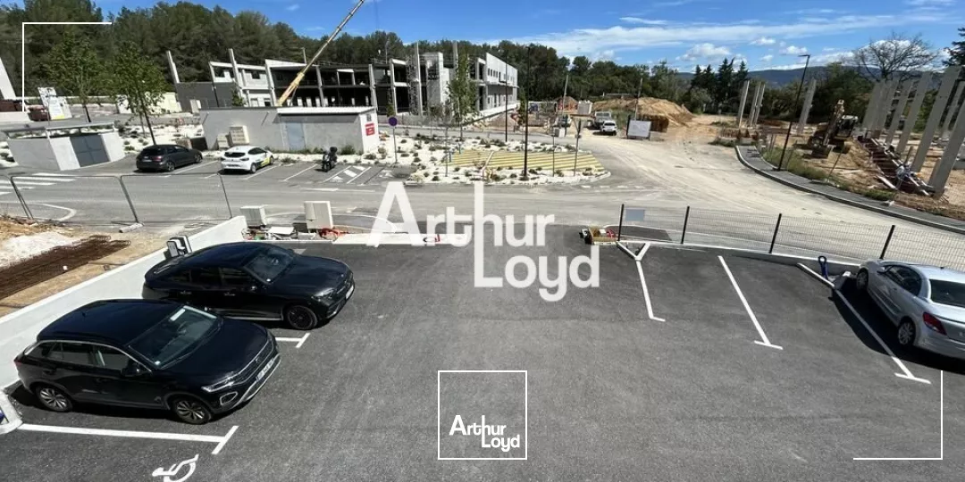 Bureaux neufs 145 m² à louer Le Muy