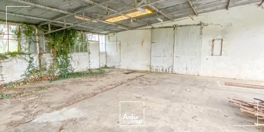 ENTREPOT - ATELIER vente à ALLASSAC 19240