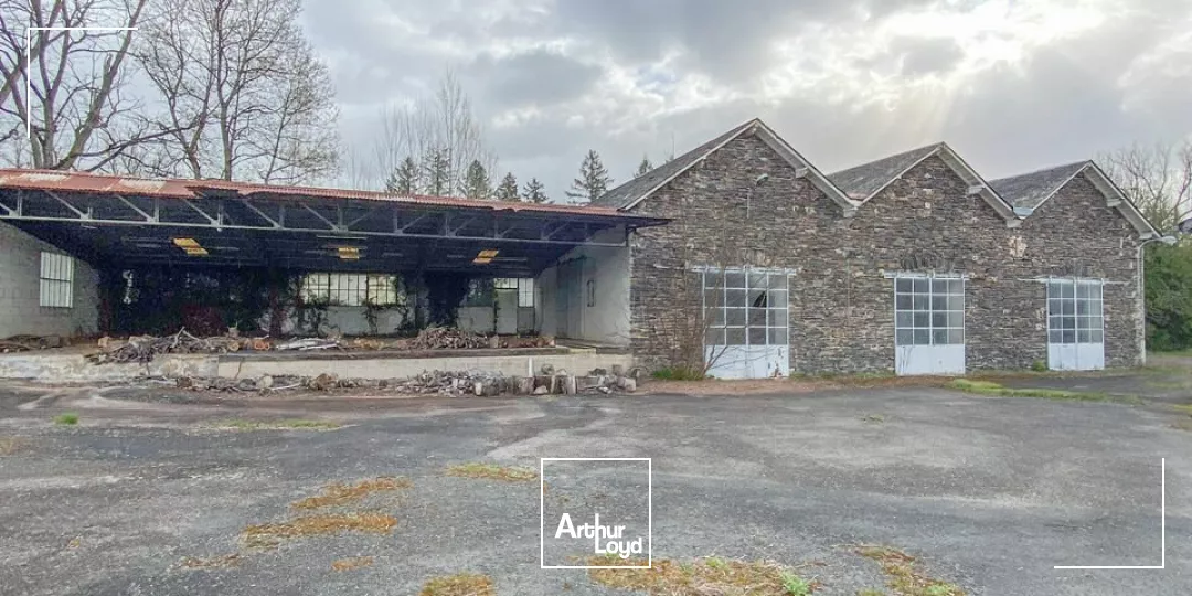 ENTREPOT - ATELIER vente à ALLASSAC 19240