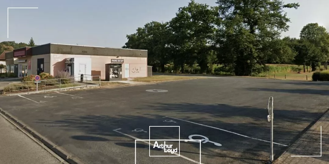 LOCAL COMMERCIAL location à SAINT PANTALEON DE LARCHE 19600