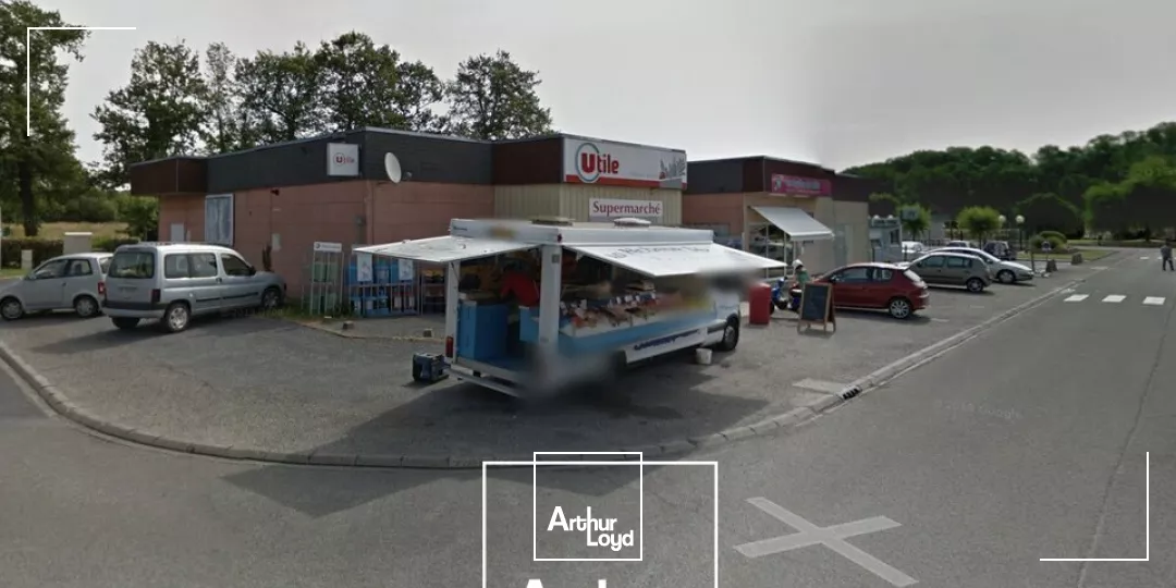 LOCAL COMMERCIAL location à SAINT PANTALEON DE LARCHE 19600