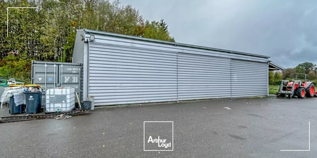 LOCAL D'ACTIVITE - ENTREPOT location à SALON LA TOUR 19510