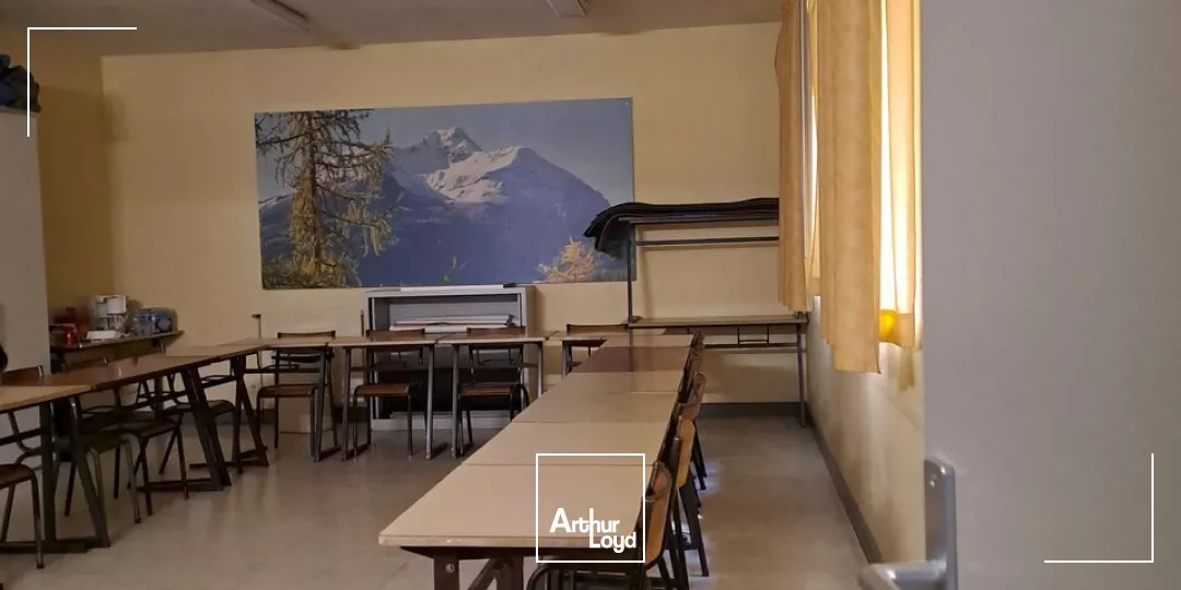 BUREAUX vente à BRIVE LA GAILLARDE 19100