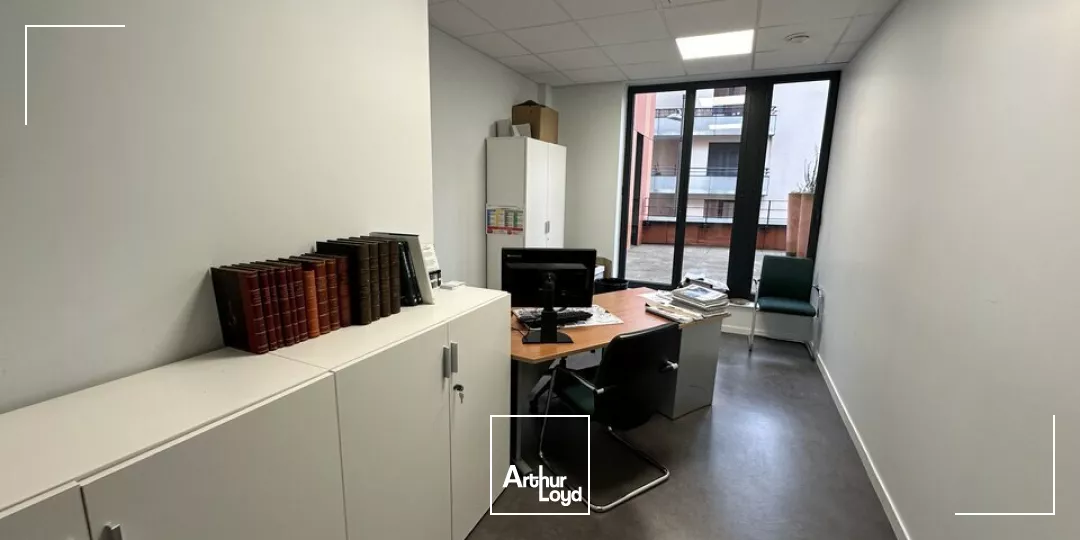 Plateau de bureaux aménagé d'environ 1314 m2 divisible à partir de 610 m2 - SECTEUR GARE TGV REIMS CENTRE