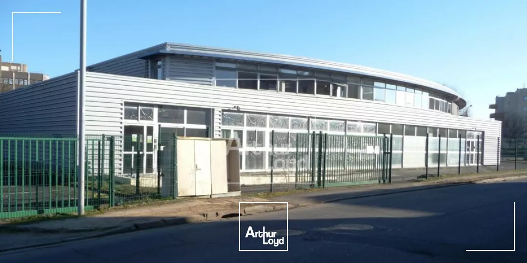 Immeuble professionnel à la location - Nord de Melun