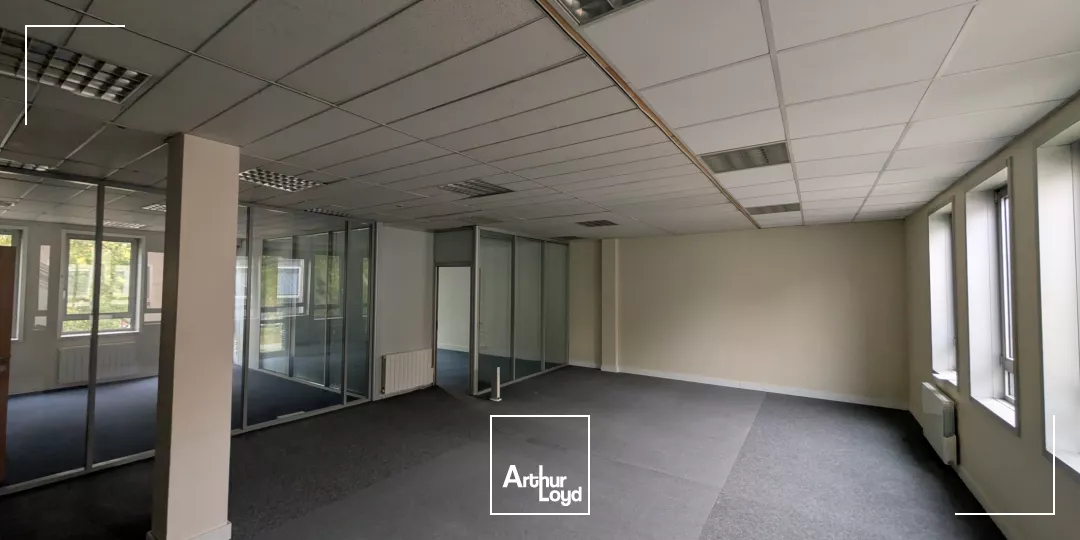 Bureaux à louer à ERAGNY 95610