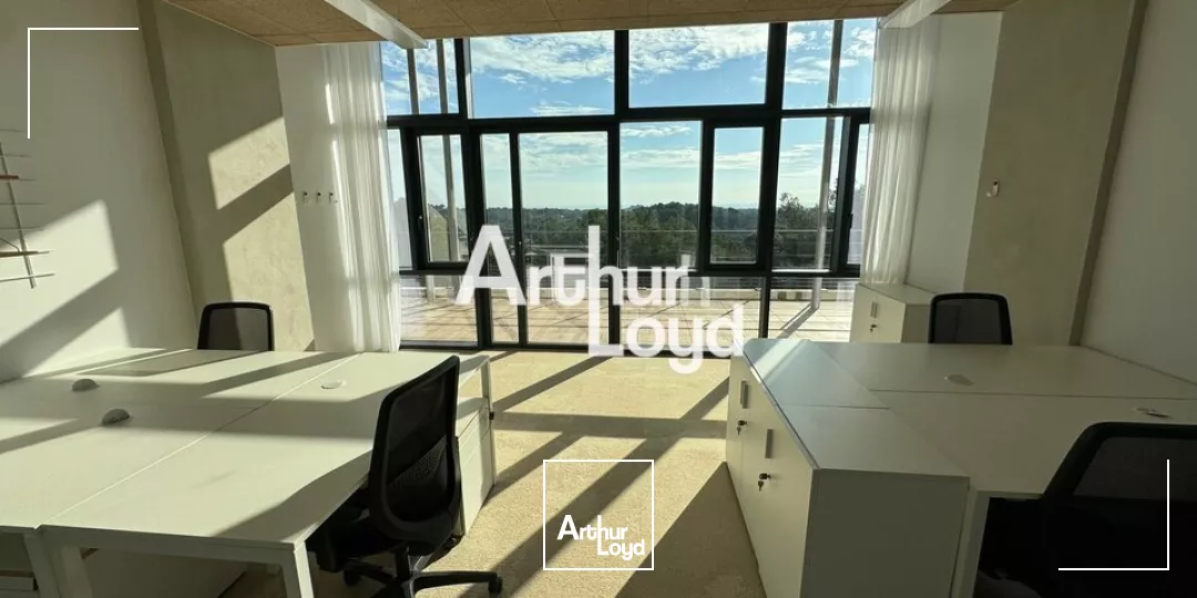 Poste ou plateau à la location sur un bâtiment Prime de Sophia Antipolis