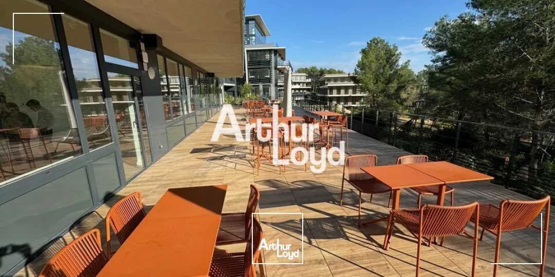 Poste ou plateau à la location sur un bâtiment Prime de Sophia Antipolis