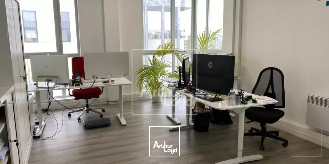 Vente investisseur - petit immeuble de bureaux SÉNART