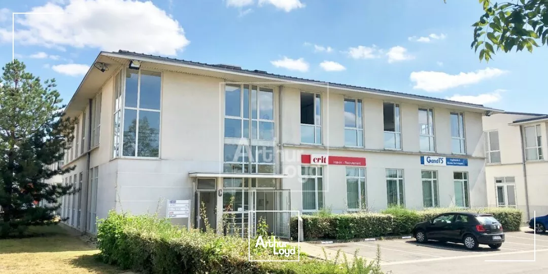 Vente investisseur - petit immeuble de bureaux SÉNART