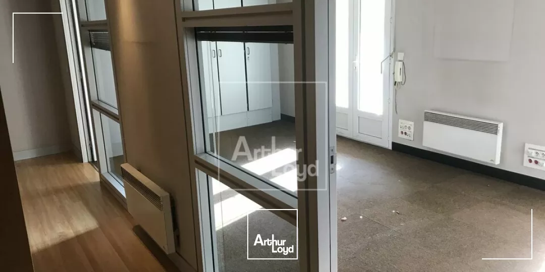 VENTE - plateau de bureaux en rez de chaussée