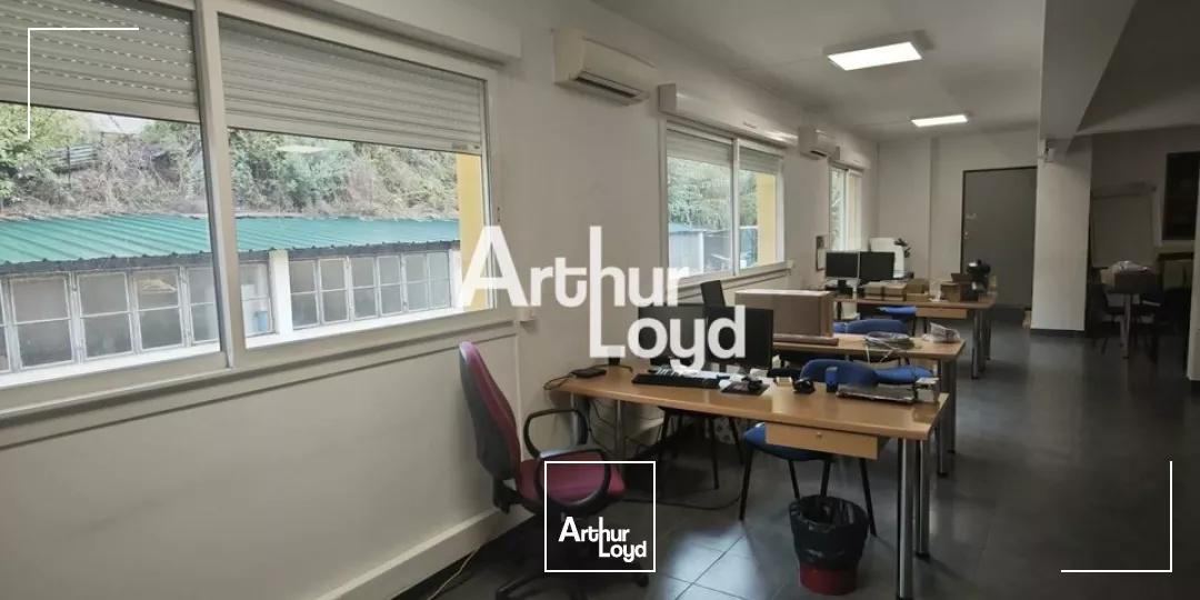 A LOUER BUREAUX OPEN SPACE AVEC ACCES PMR NICE QUARTIER DE LA MADELEINE. 206M² DE SURFACE DE BUREAUX