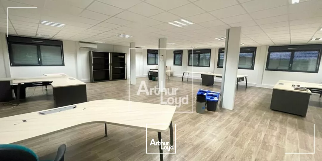 Bureaux à la location - immeuble indépendant