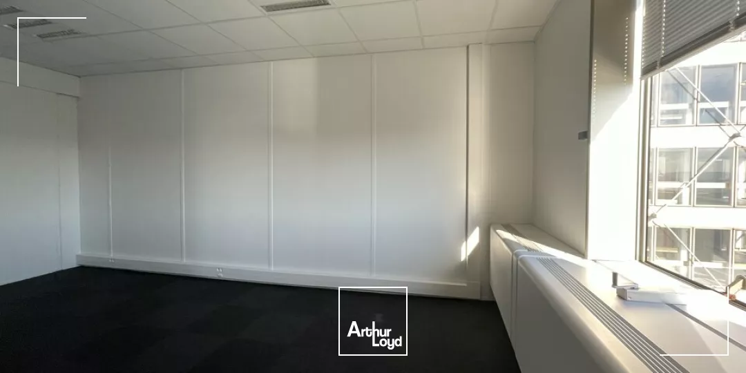 PLATEAU DE BUREAUX 100 M2