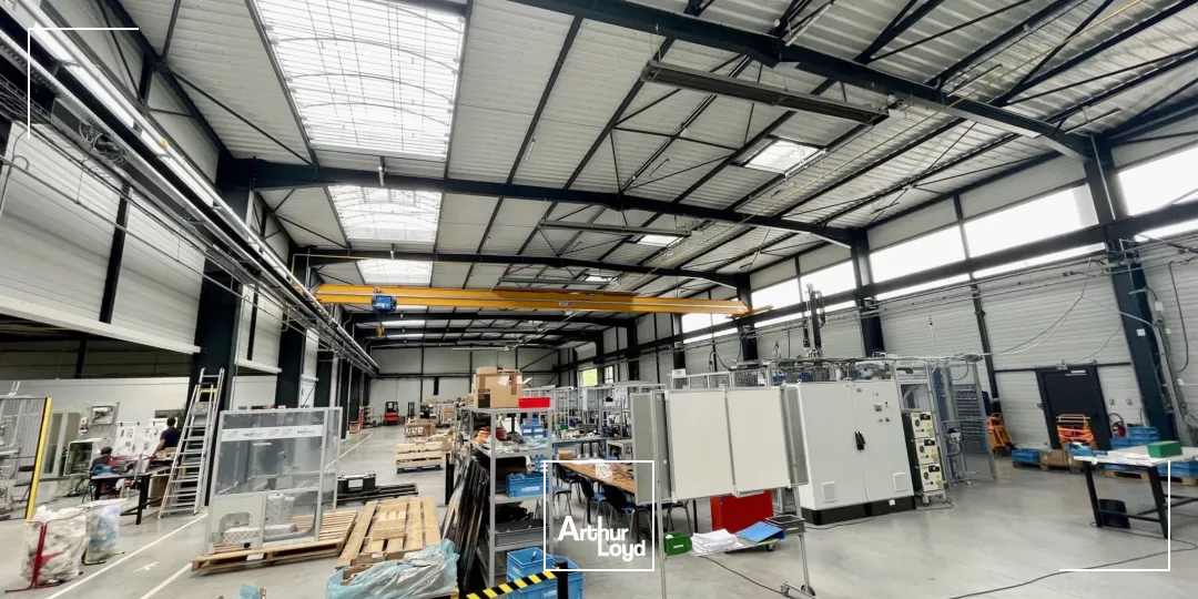 Locaux d'activité à vendre à SAINT ETIENNE DU ROUVRAY 76800